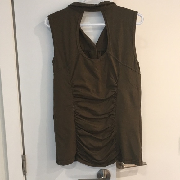 Nomads Hemp Wear Sleeveless Top - Picture 2 of 7